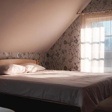 Holiday home Tindioru House Rouge
